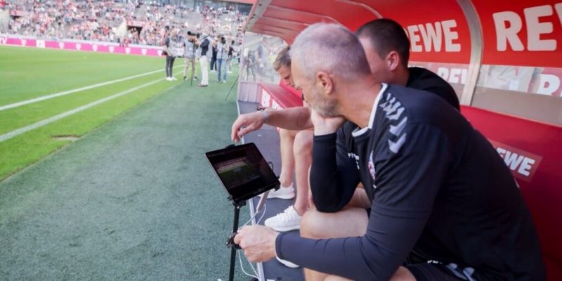 Các công cụ thực hiện phân tích phong độ chuẩn