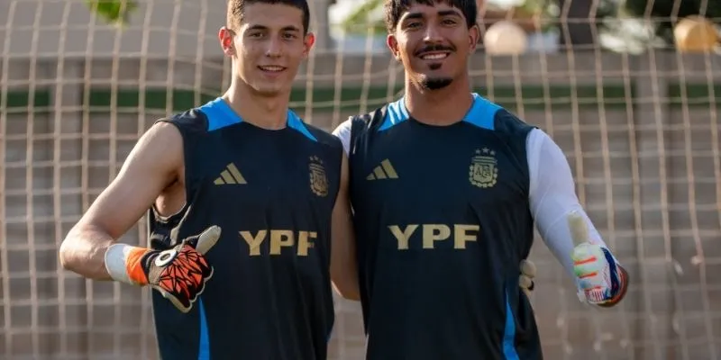 Tìm hiểu phong cách thi đấu José Alberto Castelau de Roa thủ môn