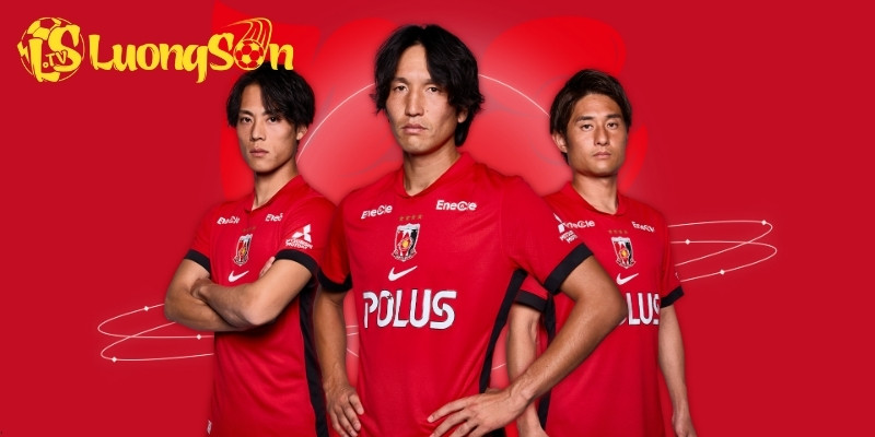 Urawa Red Diamonds thành lập năm 1950