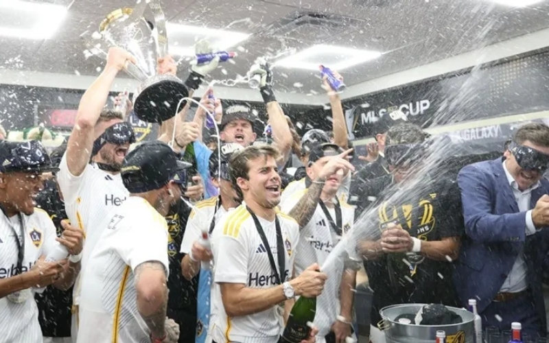 LA Galaxy tạo bất ngờ lớn với chiến thắng thuyết phục