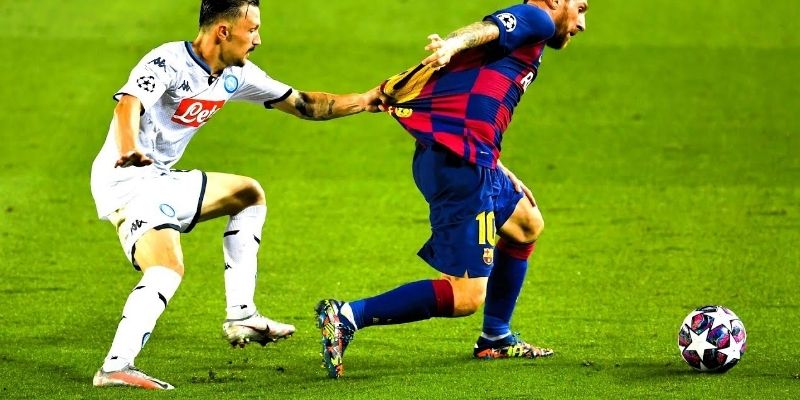 Body feint mang lại ưu thế khi xử lý bóng trong không gian hẹp