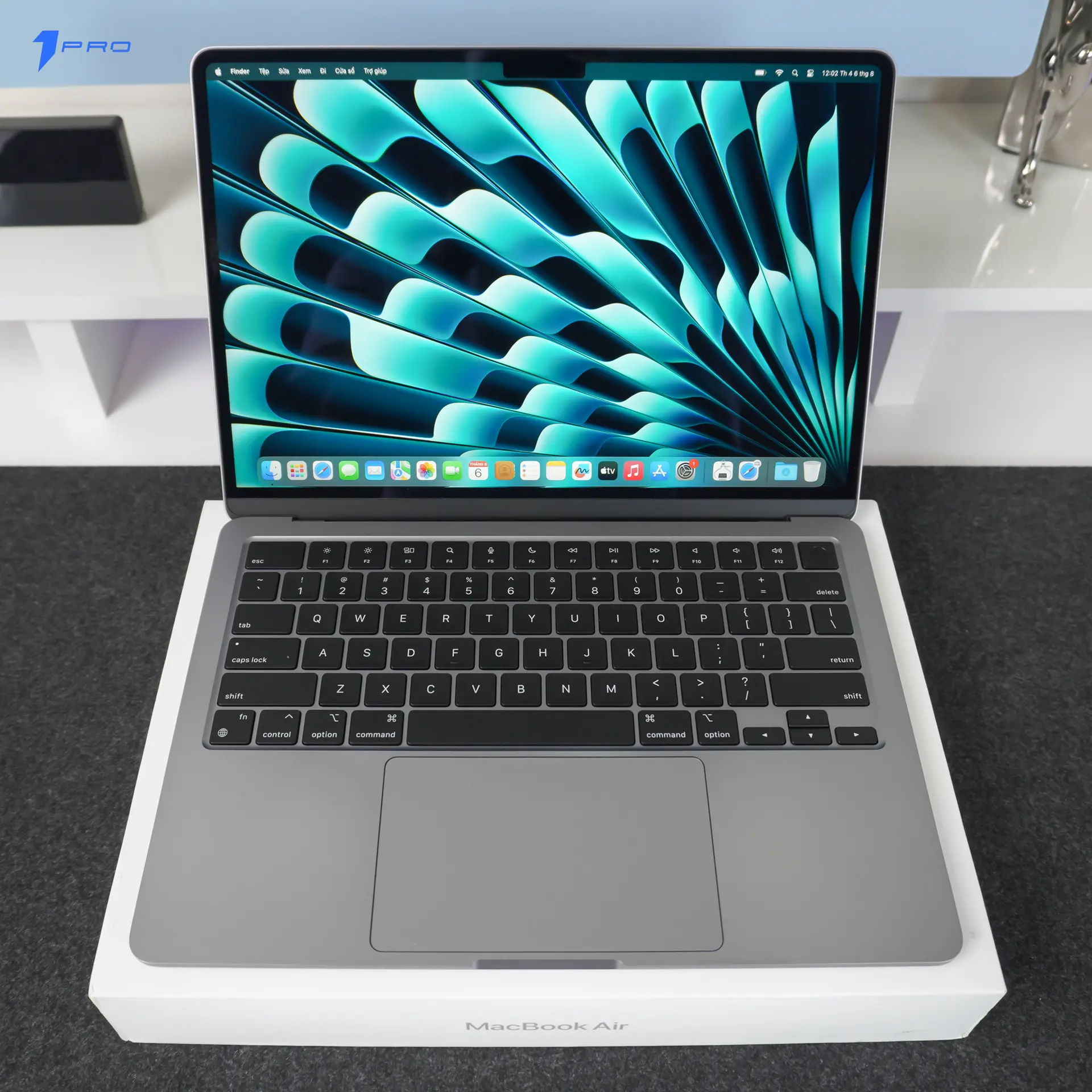 Hiệu năng Macbook Air M2 khi làm việc đa nhiệm