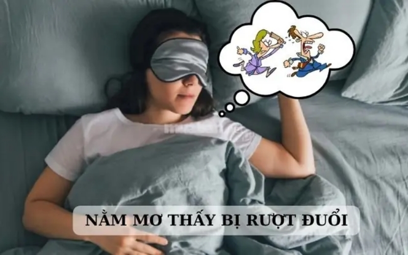 Mơ thấy bị rượt đuổi: Điềm báo và con số