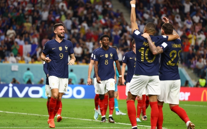 Phân tích chiều sâu đội hình các ứng viên vô địch thế giới