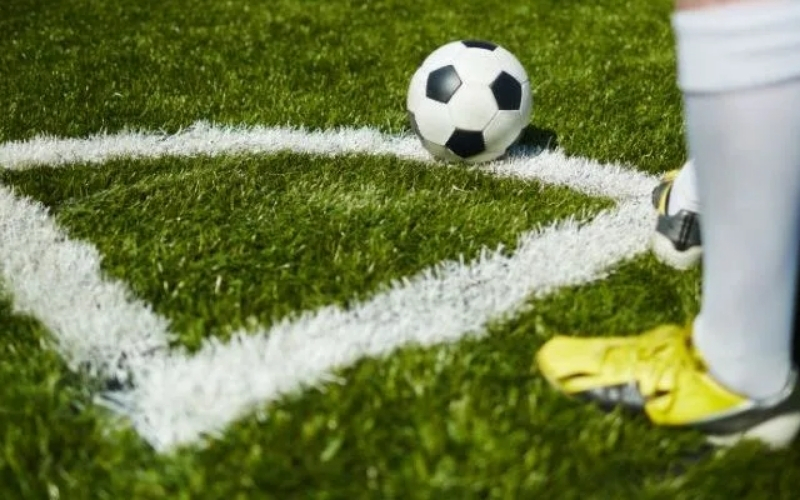 Phương pháp soi kèo phạt góc dựa trên lối chơi biên của hai đội